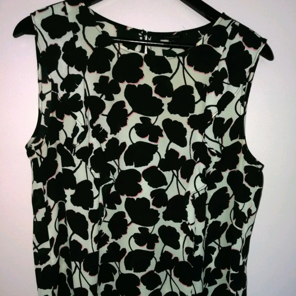 Talbots ruffled sleeveless blouse